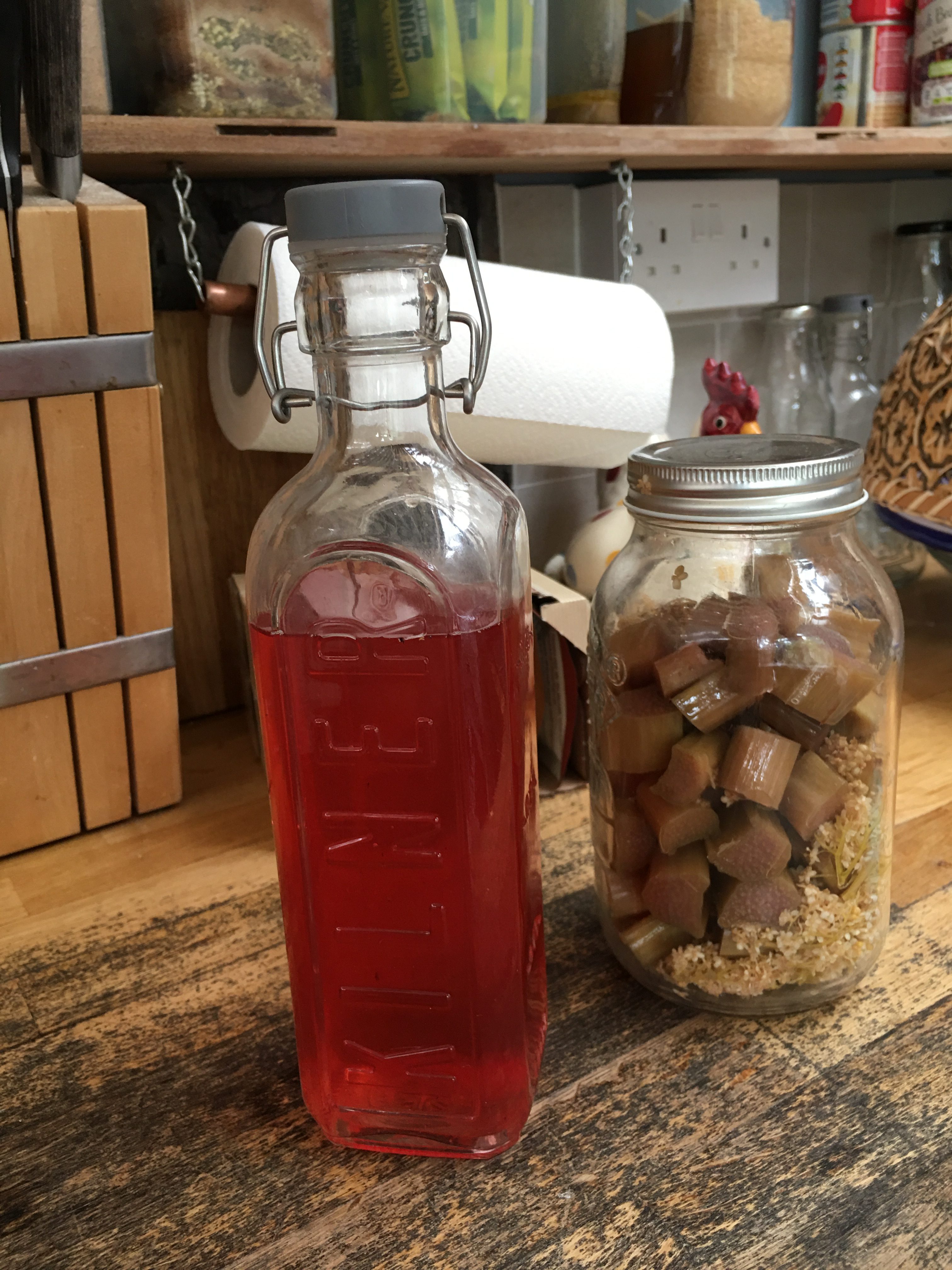 Rhubarb & Elderflower Gin Cake